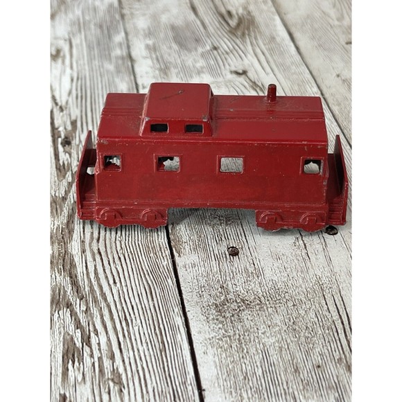 Vintage Midgetoy Rockford Ill Metal Red Caboose Train Car 3" Made in USA - Picture 2 of 16